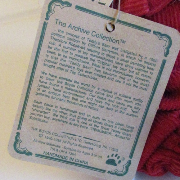 "Monterey Mouski" Boyds Bear - Picture 7 of 9